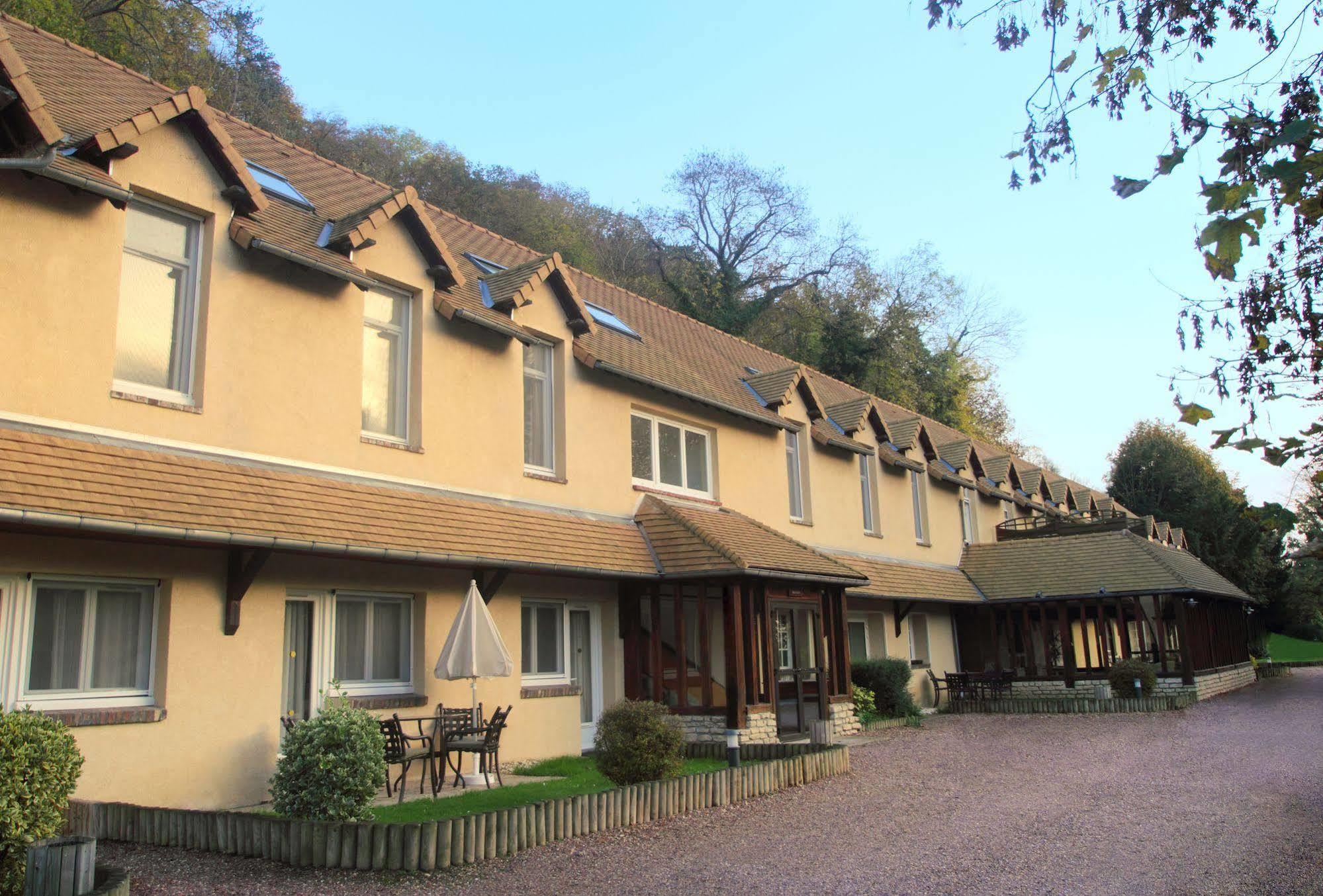Aparthotel Karma Manoir Des Deux Amants Connelles Exterior foto